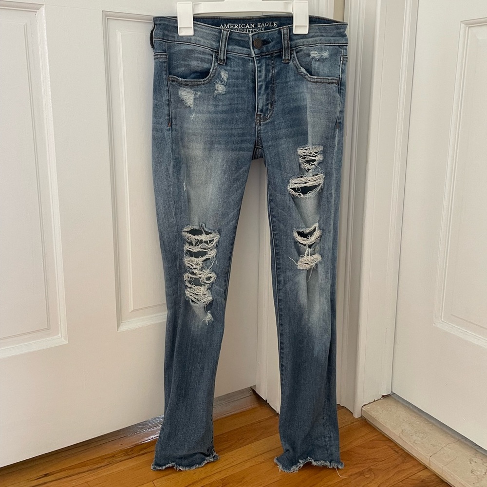 American Eagle Super Super Stretch Ripped Jeans